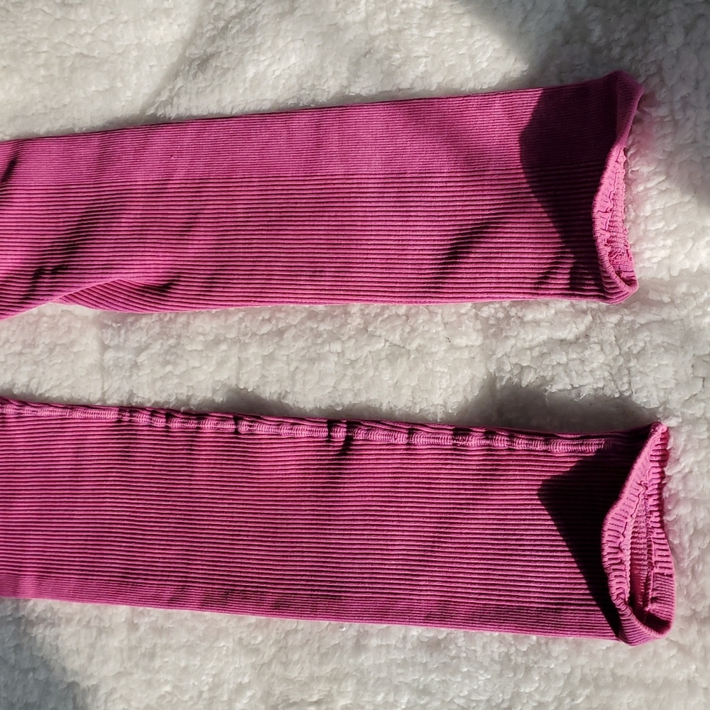 Free People FP Movement  High-Rise 7/8 Happiness Runs Leggings Raspberry Tights - Picture 6 of 12